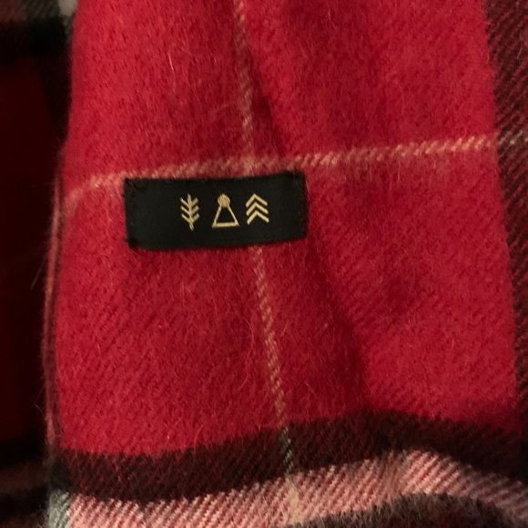 Real Alpaca Robe - Picture 2 of 3